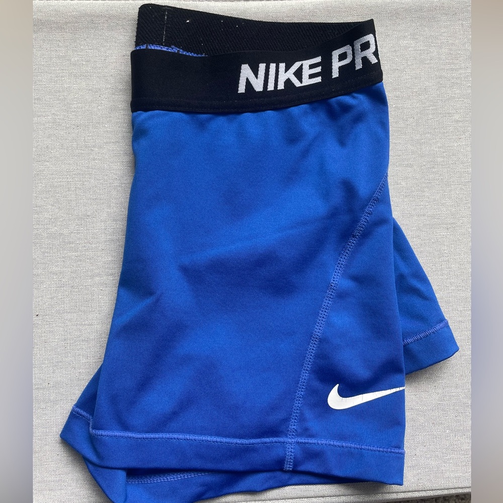 Nike Pro Women’s 3” shorts
